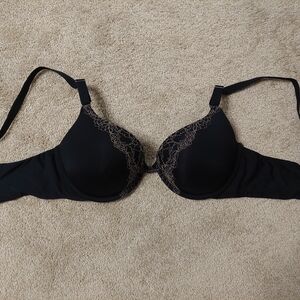 Soma Black U Bra with Adjustable Straps and Seamless Cups